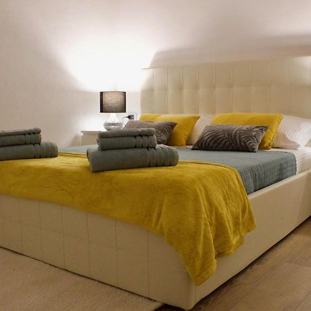 Nel Cuore Del Centro Storico Con Comfort E Stile Apartment Iglesias Exterior photo